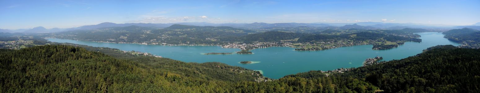 Panorama z Pyramidenkogelu na Wörthersee